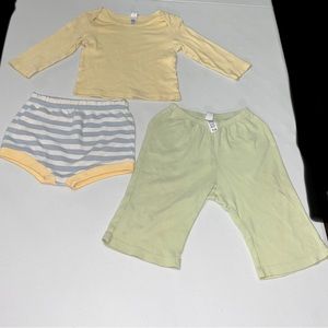 3 pc Unisex Bundle 12 - 18 months